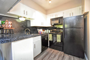 The Midkiff Apartments photo 6